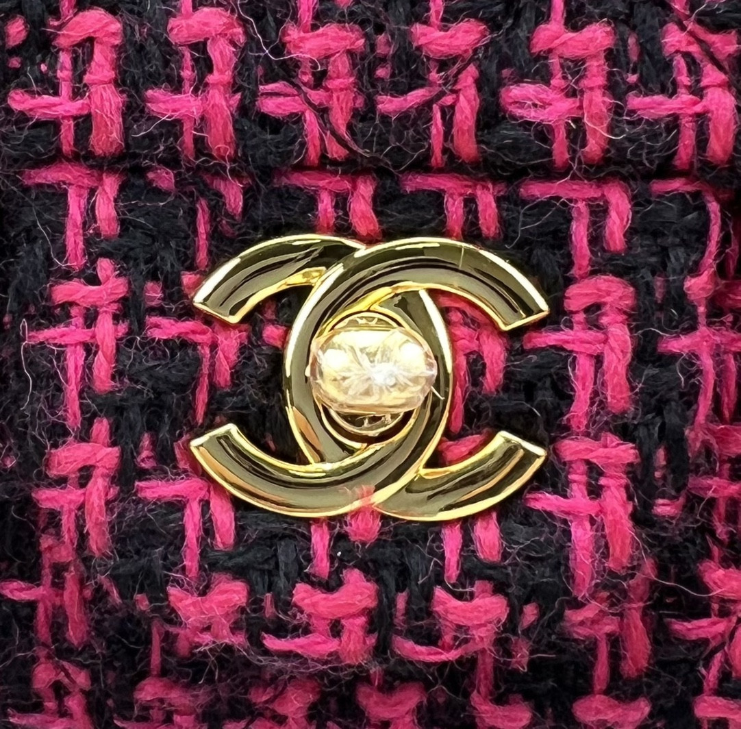 Ch**el Classic Flap Bag 20cm