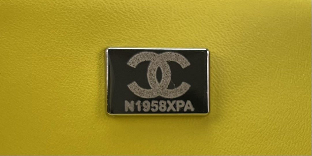 Ch**el Classic Flap Bag 20cm