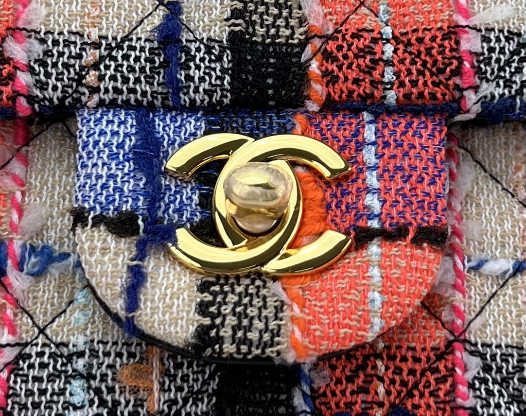 Ch**el Classic Flap Bag 25cm