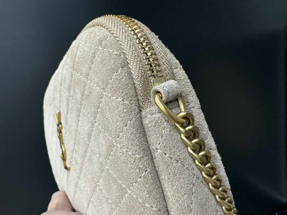 Y51 Gaby 18x13x3.5cm