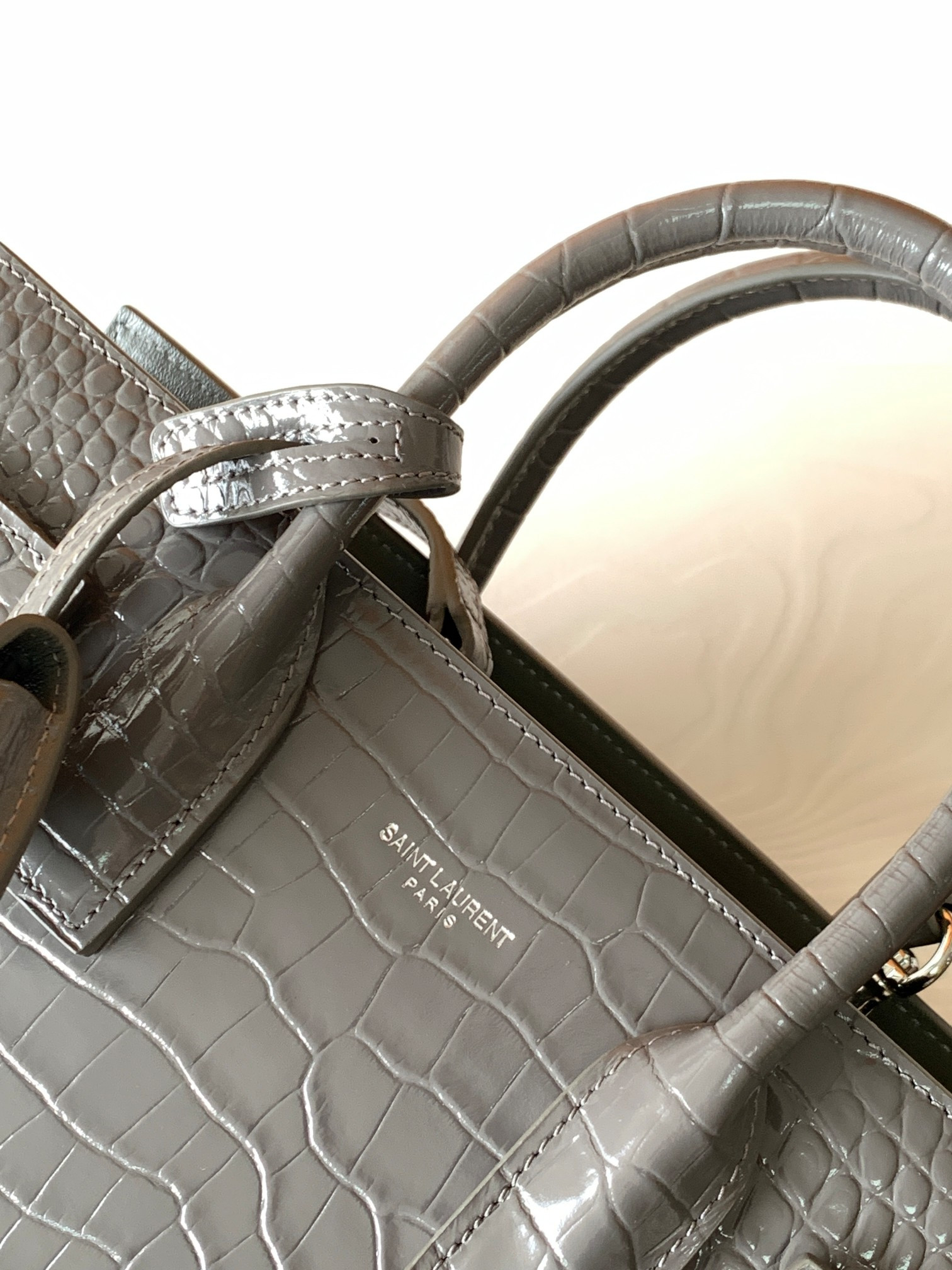 Y51 SAC DE JOUR IN EMBOSSED CROCODILE LEATHER - baby 26x13.5x12.5cm