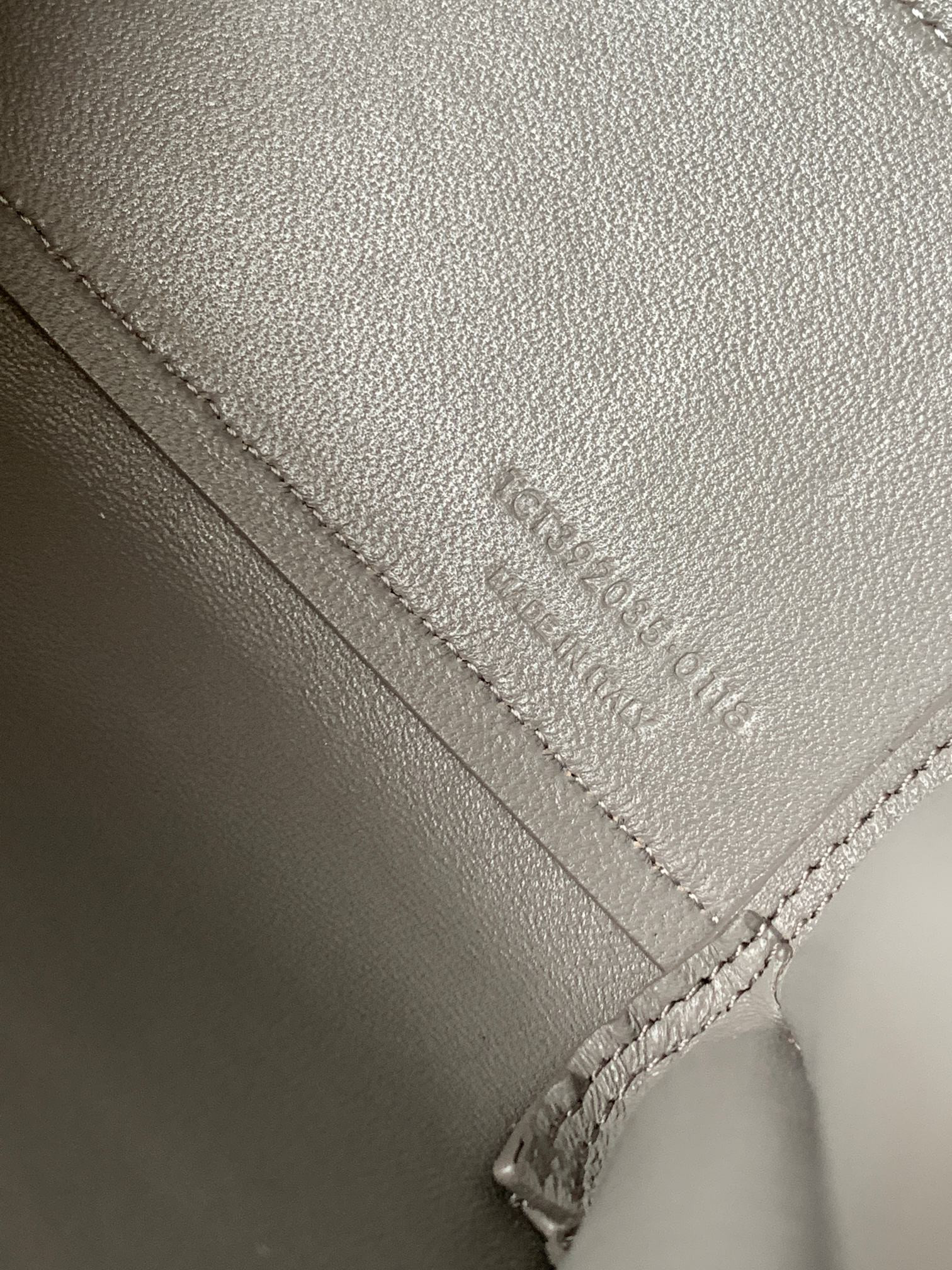 Y51 SAC DE JOUR IN CROCODILE EMBOSSED LEATHER - NANO 22x18x10.5cm