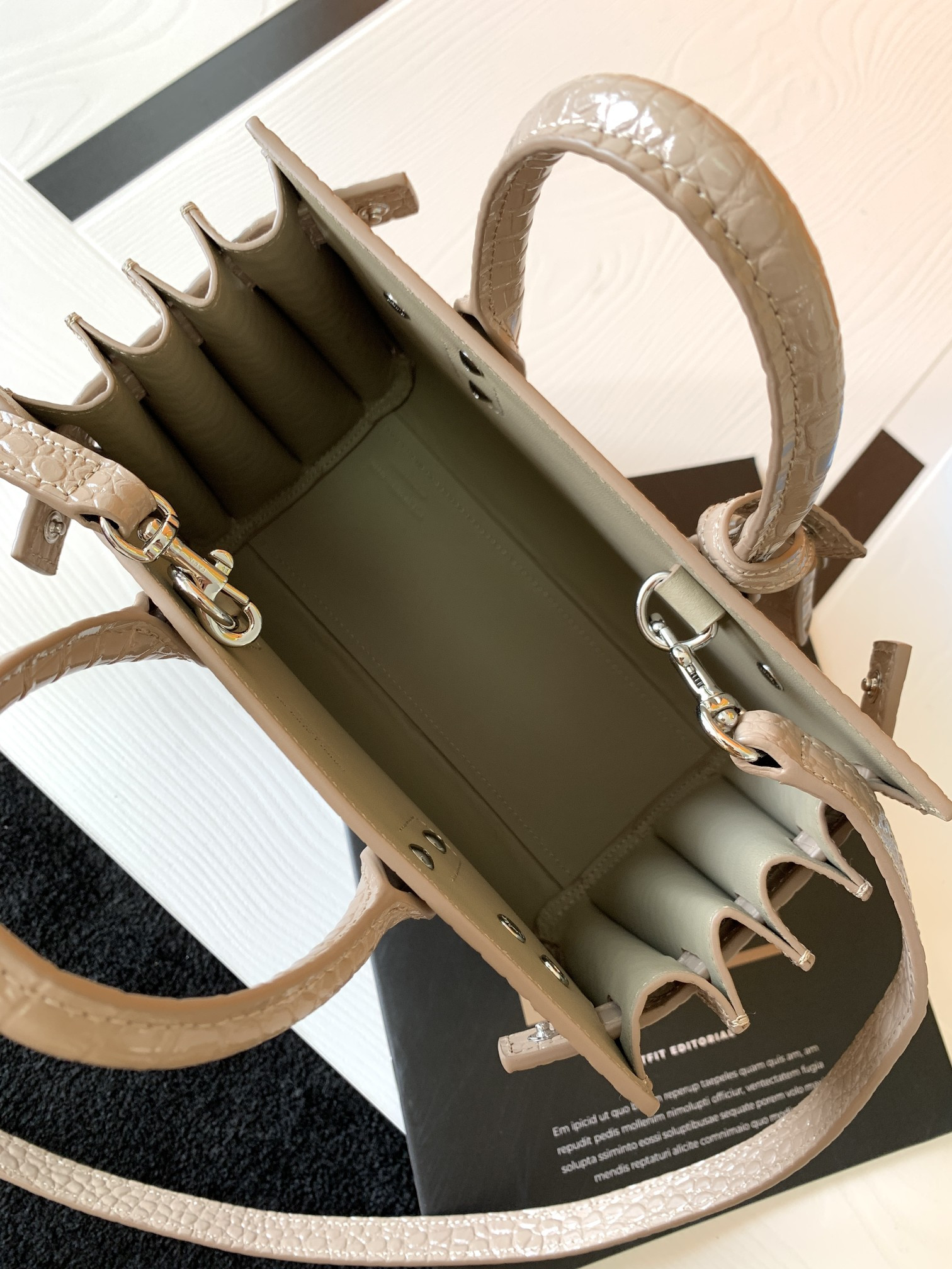 Y51 SAC DE JOUR IN CROCODILE EMBOSSED LEATHER - NANO 22x18x10.5cm