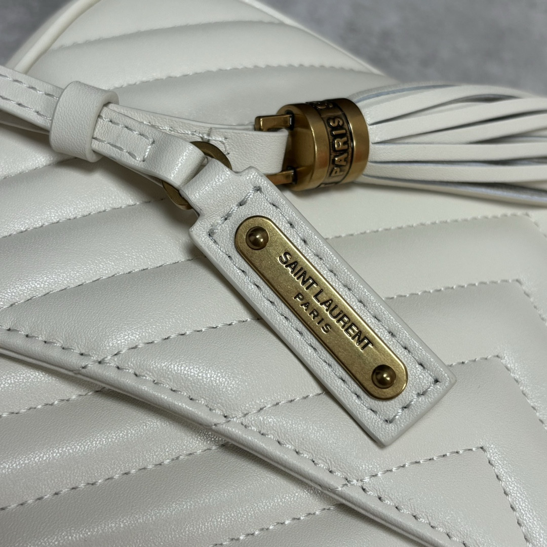 Y51 LOU camera bag in quilted leather 23x16x6cm