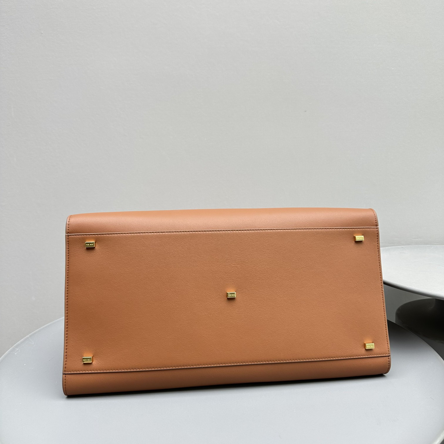 The R0w MARGAUX 17 43x24x30cm