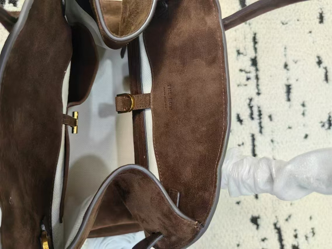 The R0w MARGAUX 12   32x15x25cm