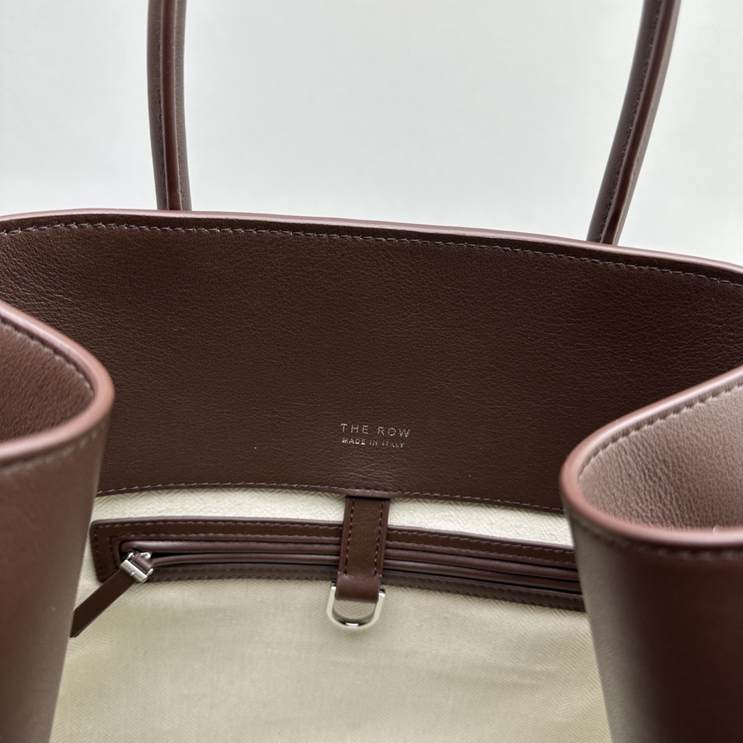 The R0w MARGAUX 15 38.5x16x30cm