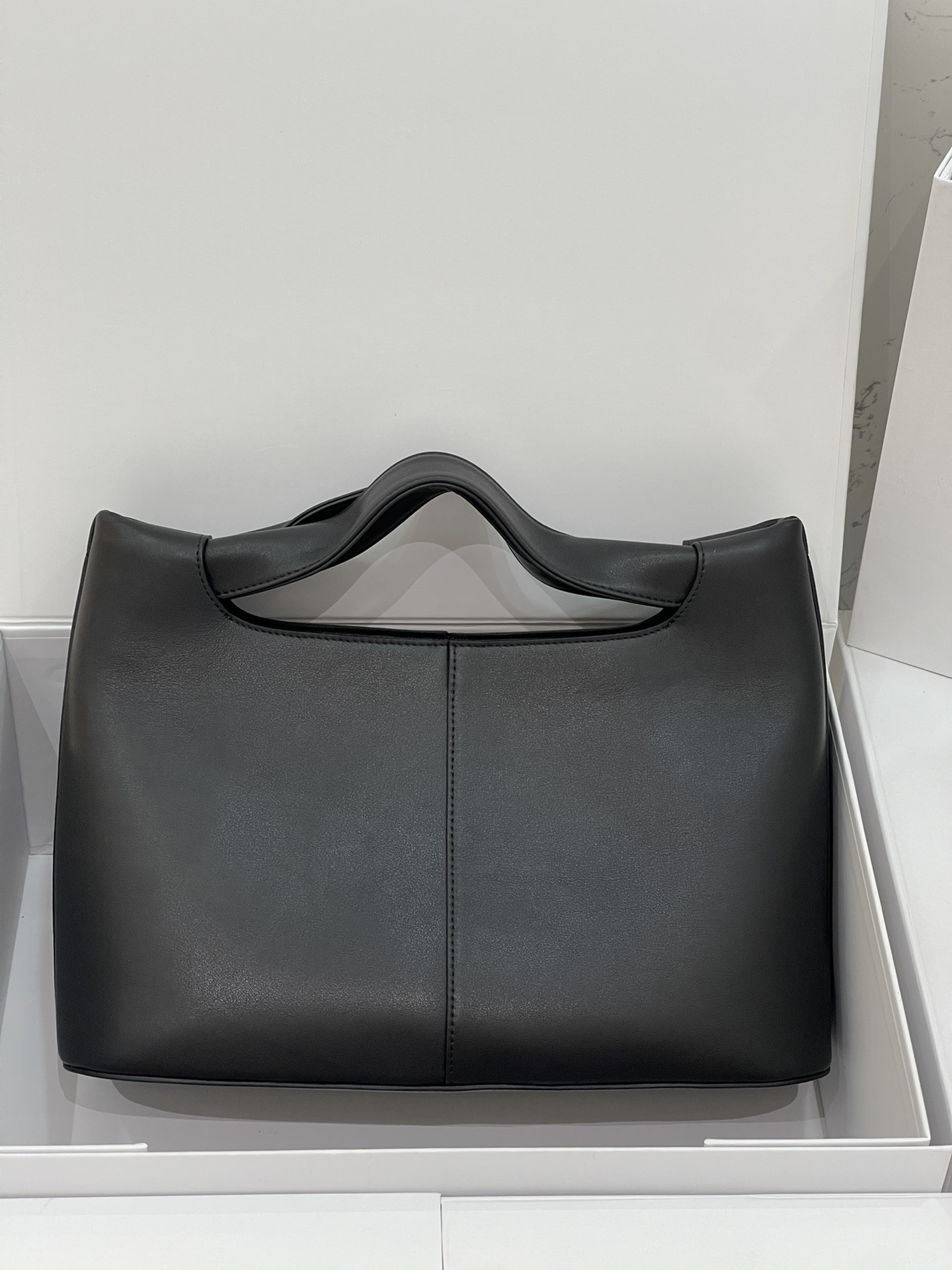 The R0w Camdem  32x23x14cm