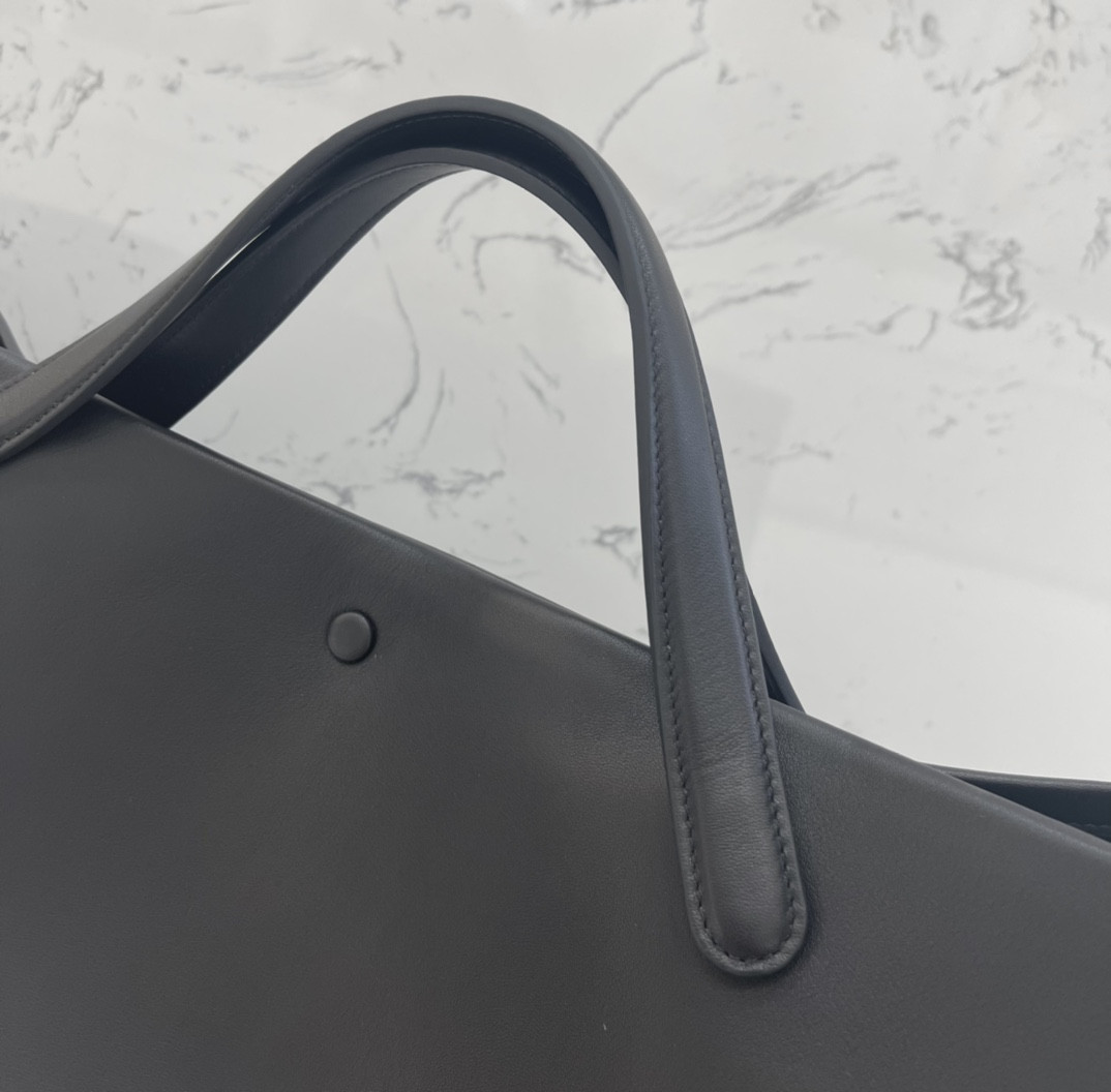 The R0w EW MARGAUX ldaho bag 53x19x19.5x38cm