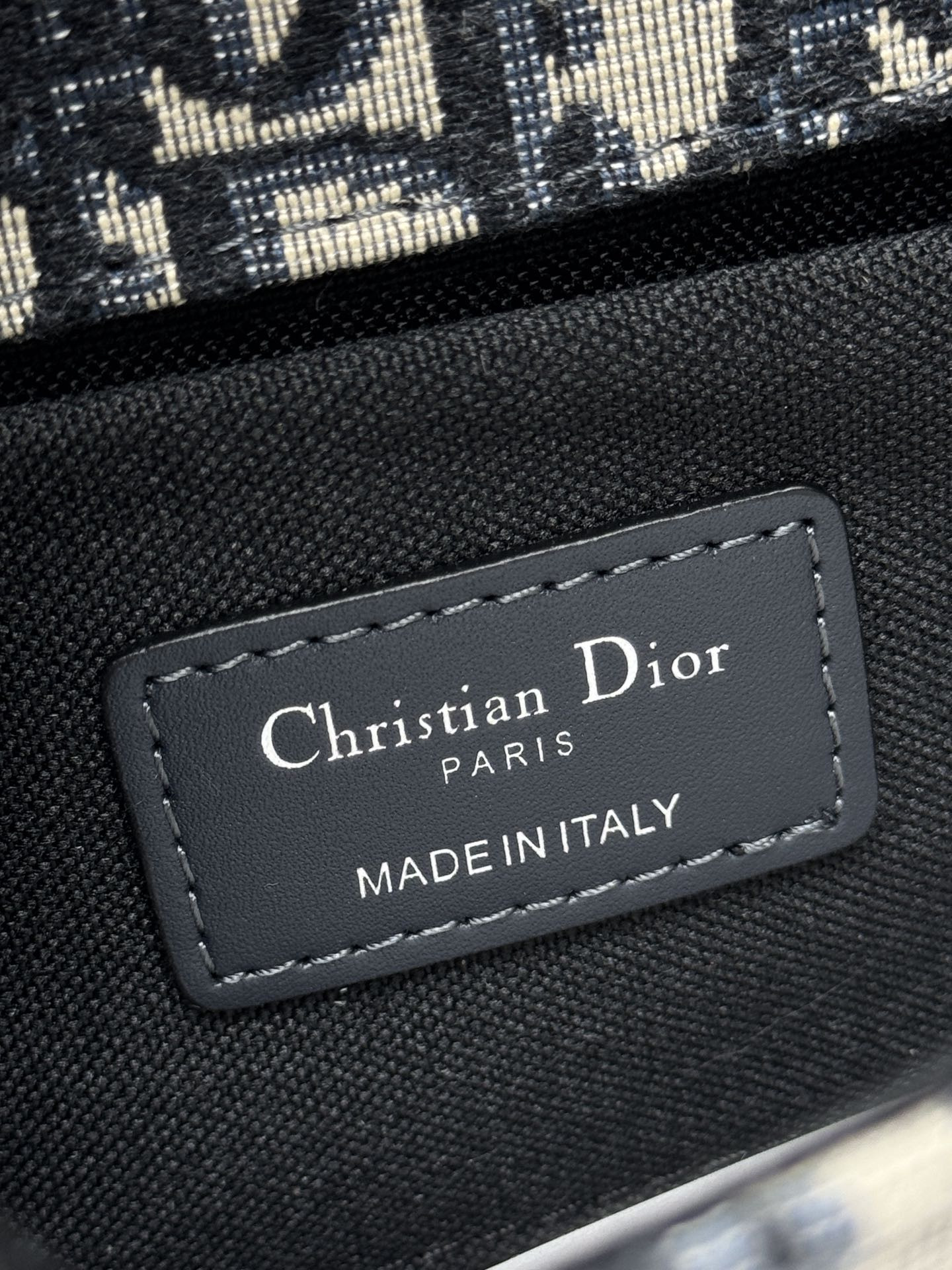 D10r 30 Montaigne East-West Bags 21x12x6cm