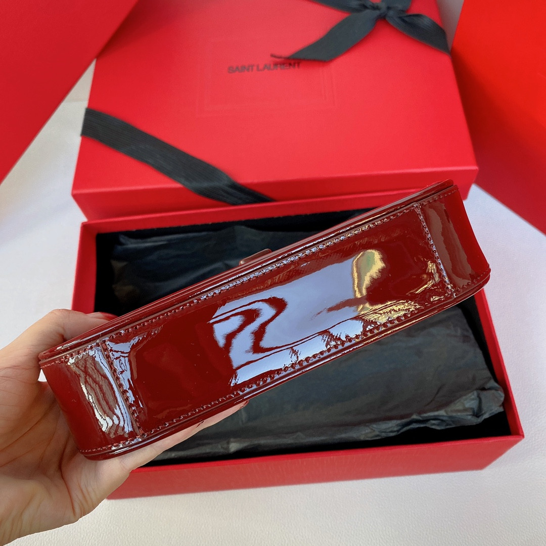 Y51 LE 5 À 7 Mini (Patent Leather) 19 x 11.5 x 4.5 CM