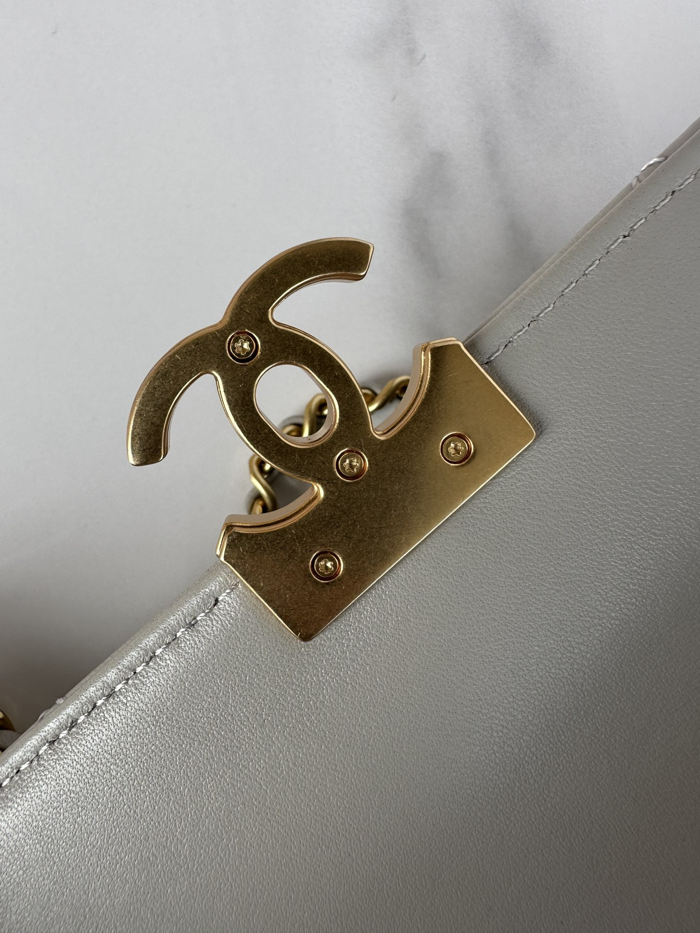 Ch**el Mini Flap Bag 19x12.5x8cm