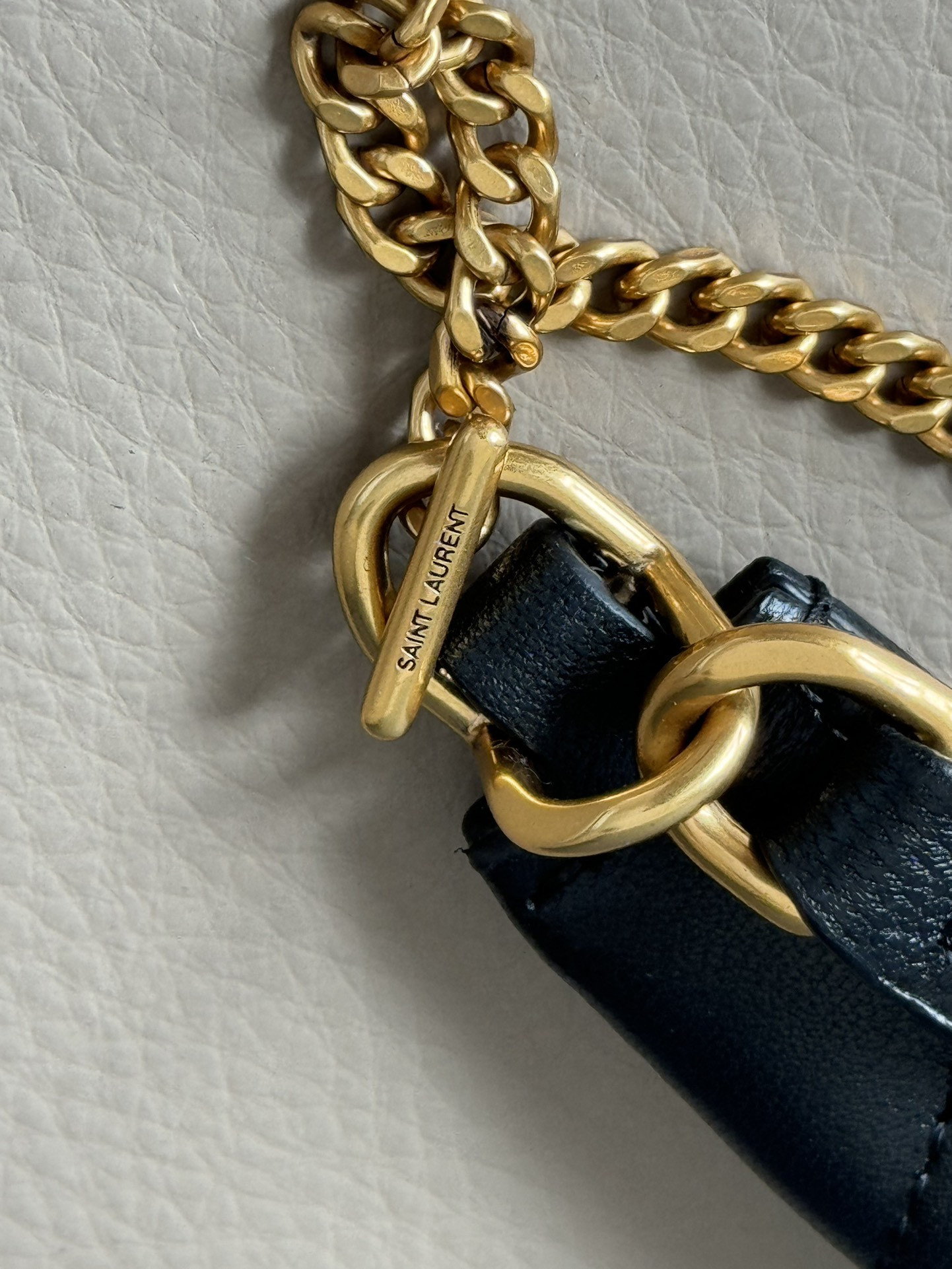 Y51 SADE hobo in lambskin 19 X 21 X 4 CM