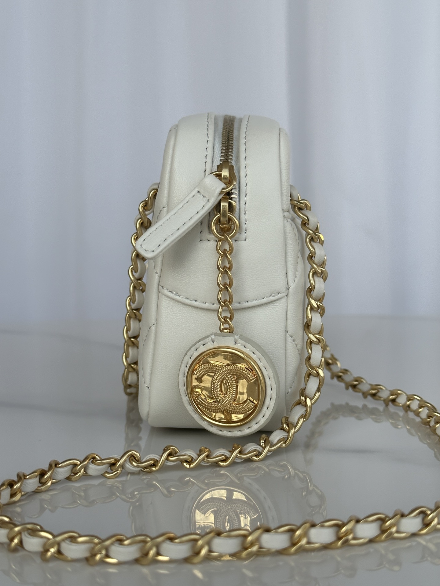 Ch**el Mini Camera Case 12 x 18 x 7cm