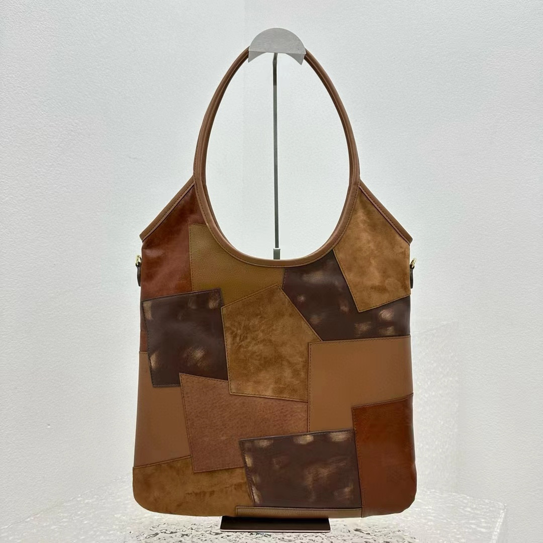 Miu Miu IVY leather patchwork bag  40x35cm