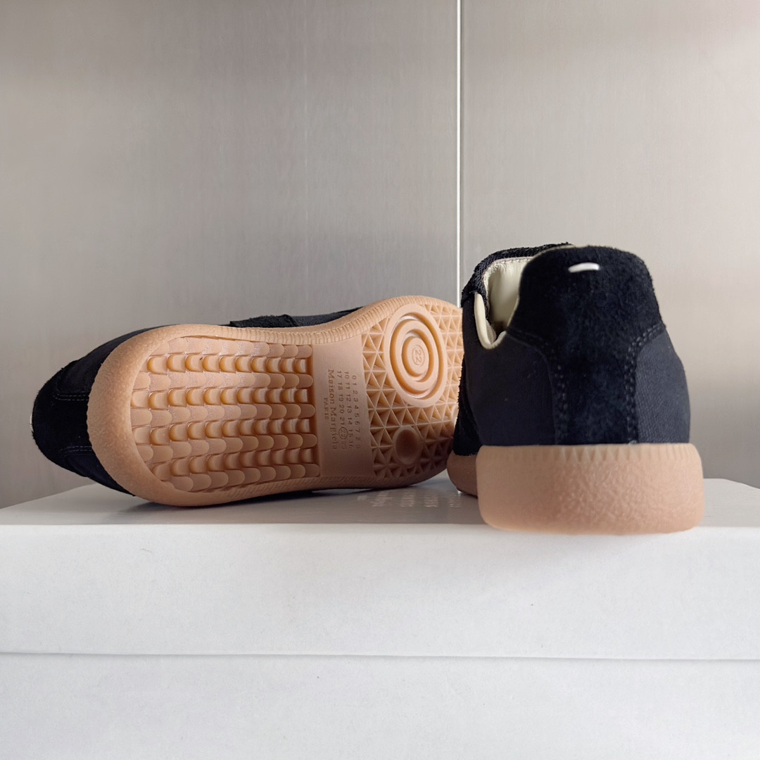 UA Ma1s0n Marg*e1a MM6 Sneakers