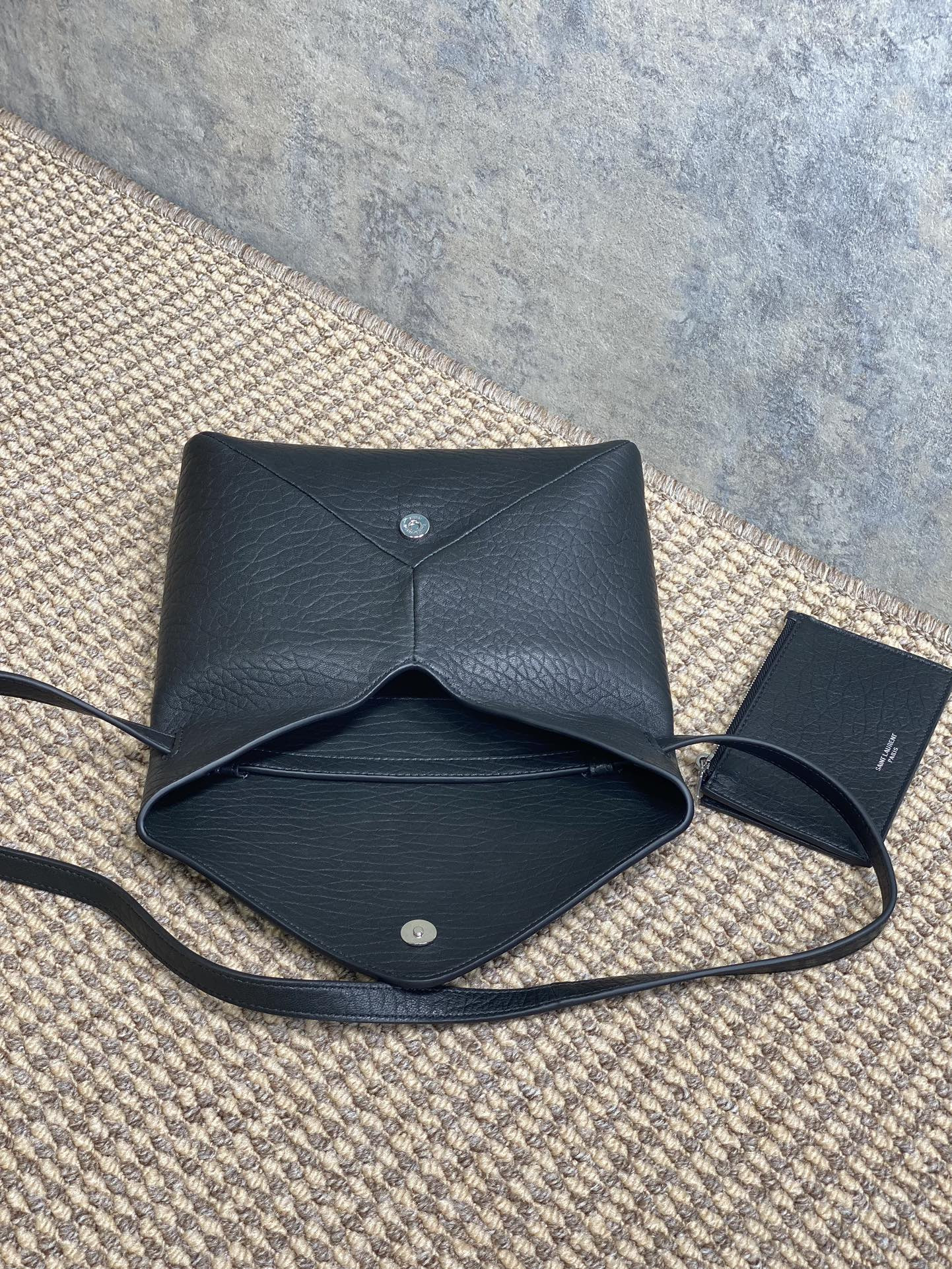 Y51 CASSANDRE envelope messenger in lambskin 23X16.5X6cm