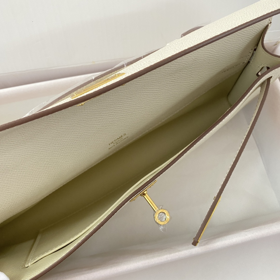 H**me5 Kelly Cut 31cm Epsom Leather