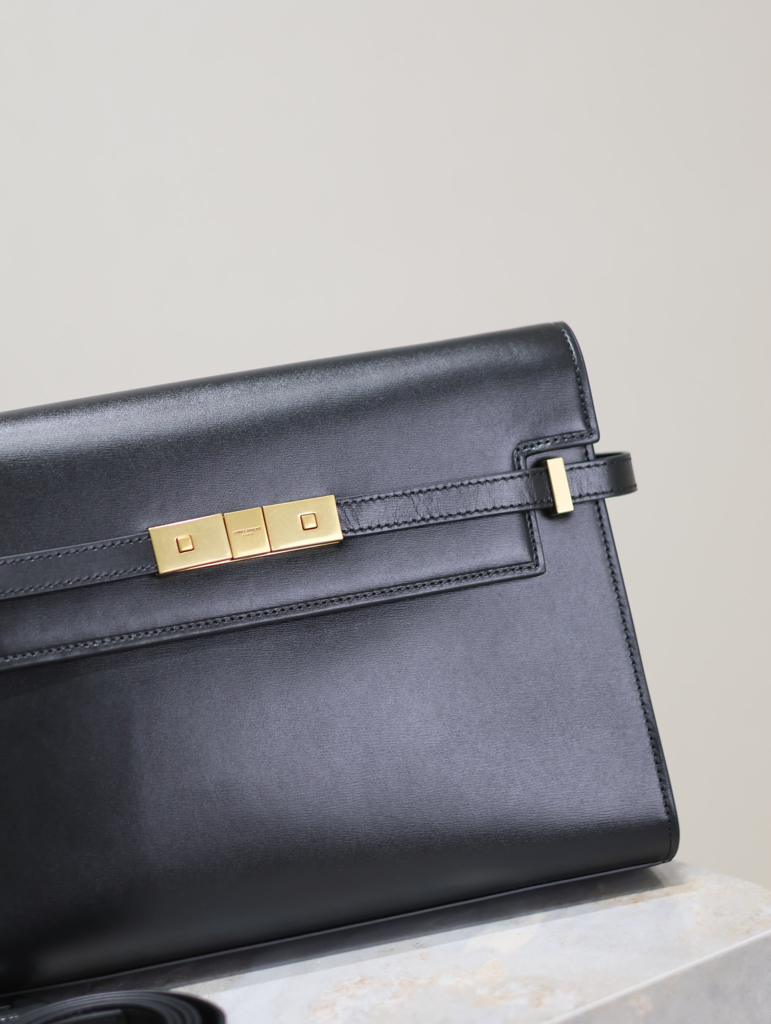 Y51 MEDIUM MANHATTAN in BOX Sa1nt Lau*nt 29x20x7.5cm