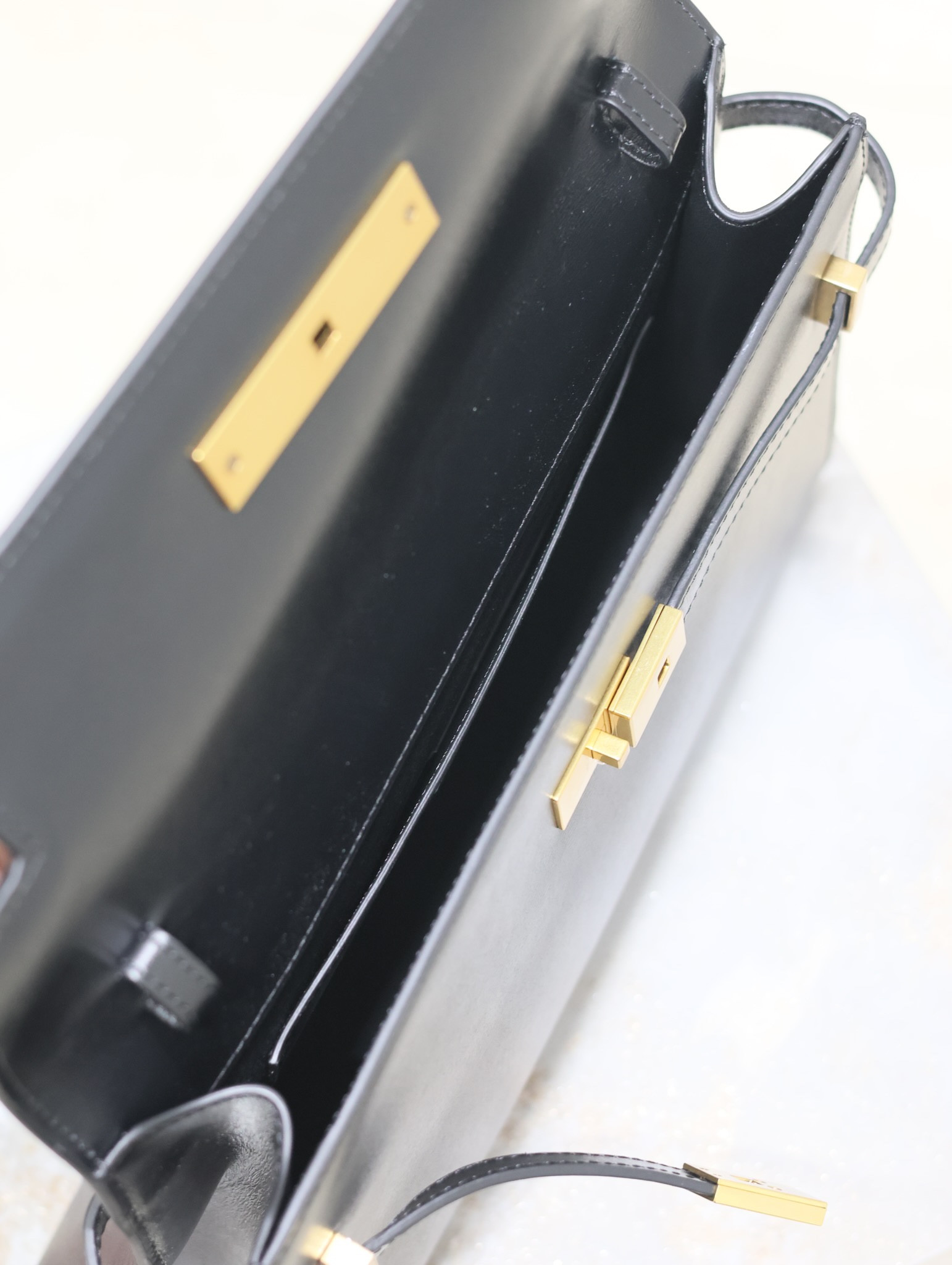 Y51 MEDIUM MANHATTAN in BOX Sa1nt Lau*nt 29x20x7.5cm