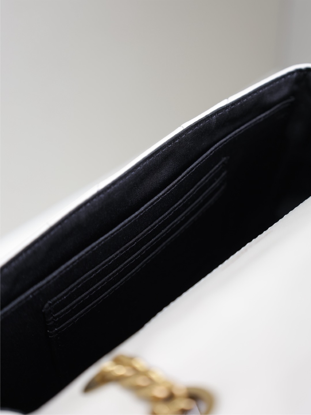 Y51 Jamie 20×12.5×6.5cm