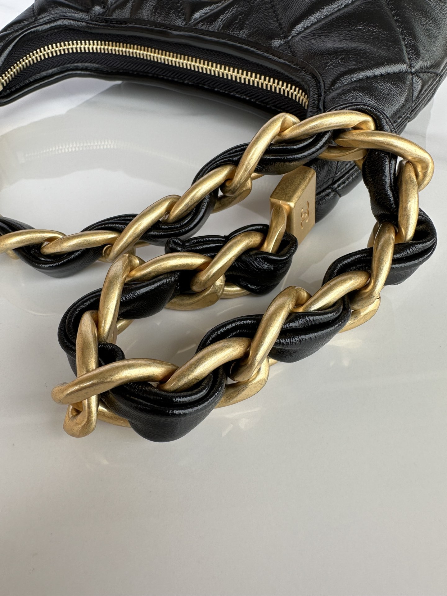 Ch**el Hobo Handbag 22×22×9cm