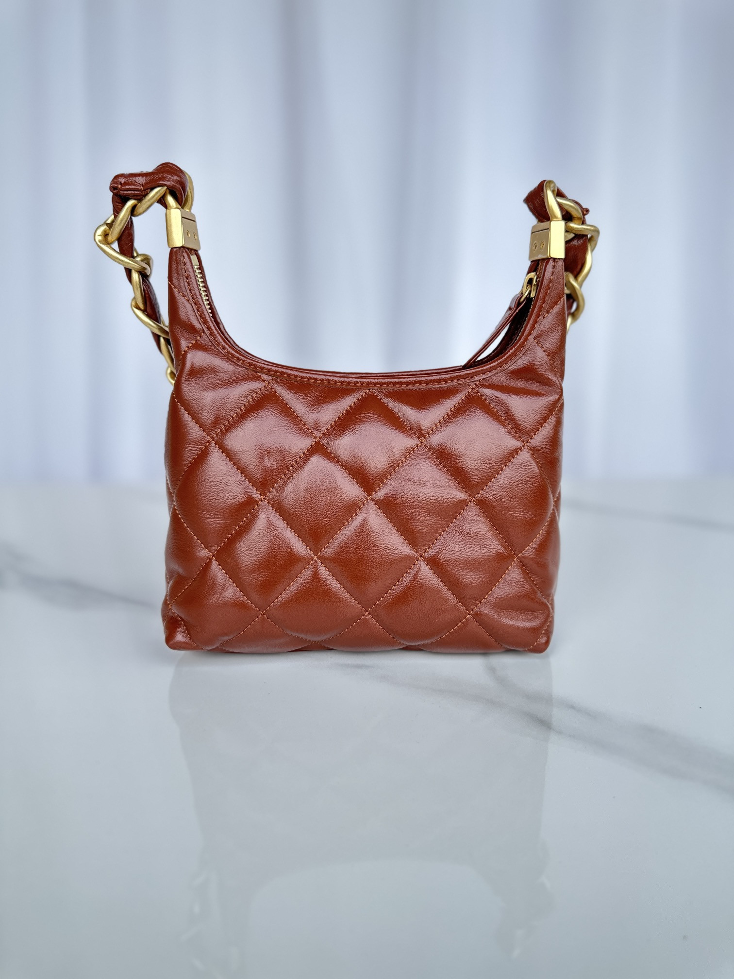 Ch**el Hobo Handbag 22×22×9cm