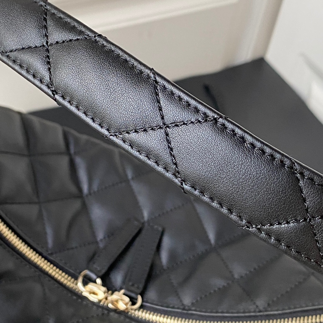 Ch**el Hobo Handbag 37×29.5×13cm