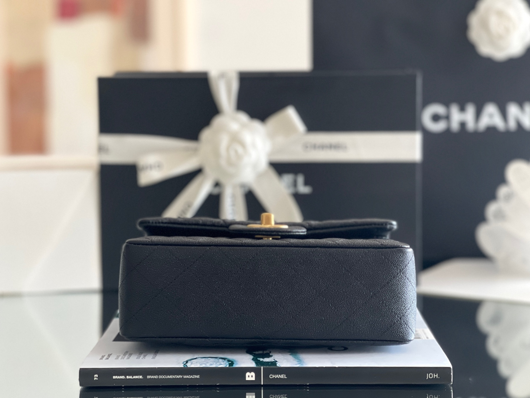 Ch**el Mini Classic Handbag With Top Handle 13x20x9cm