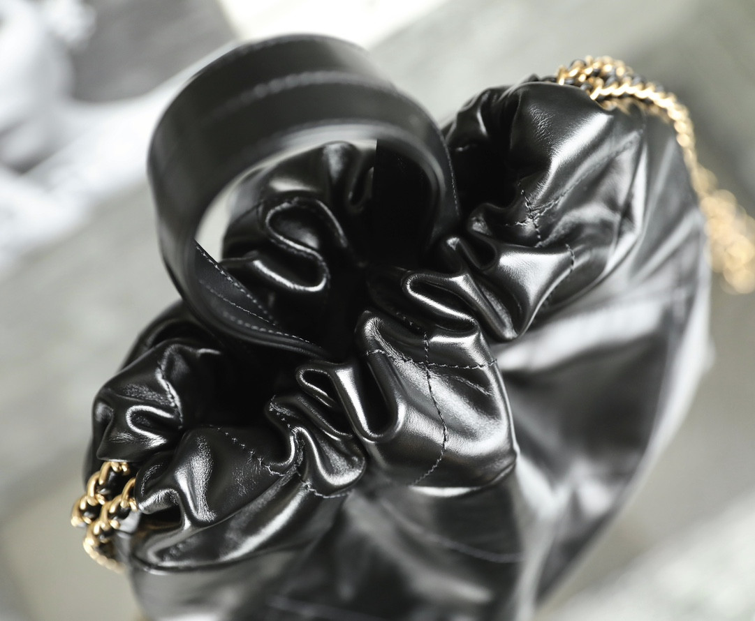 Ch**el 22 Handbag Calfskin 29x34x10.5cm