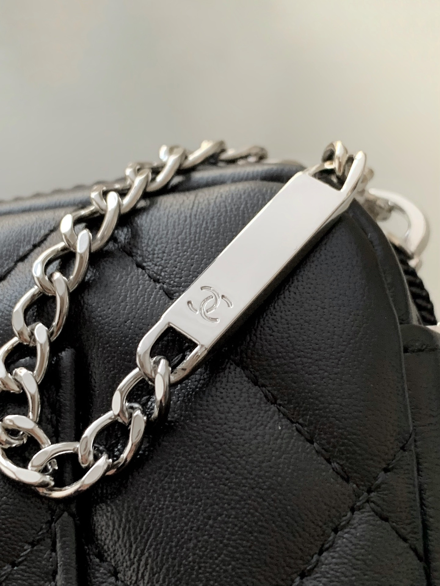 Ch**el Cambon Hobo Bag 20x12x3cm