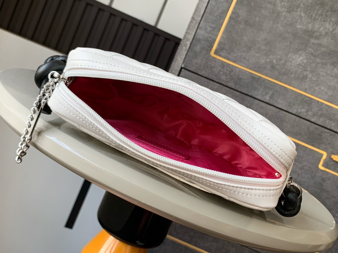 Ch**el Cambon Hobo Bag 20x12x3cm