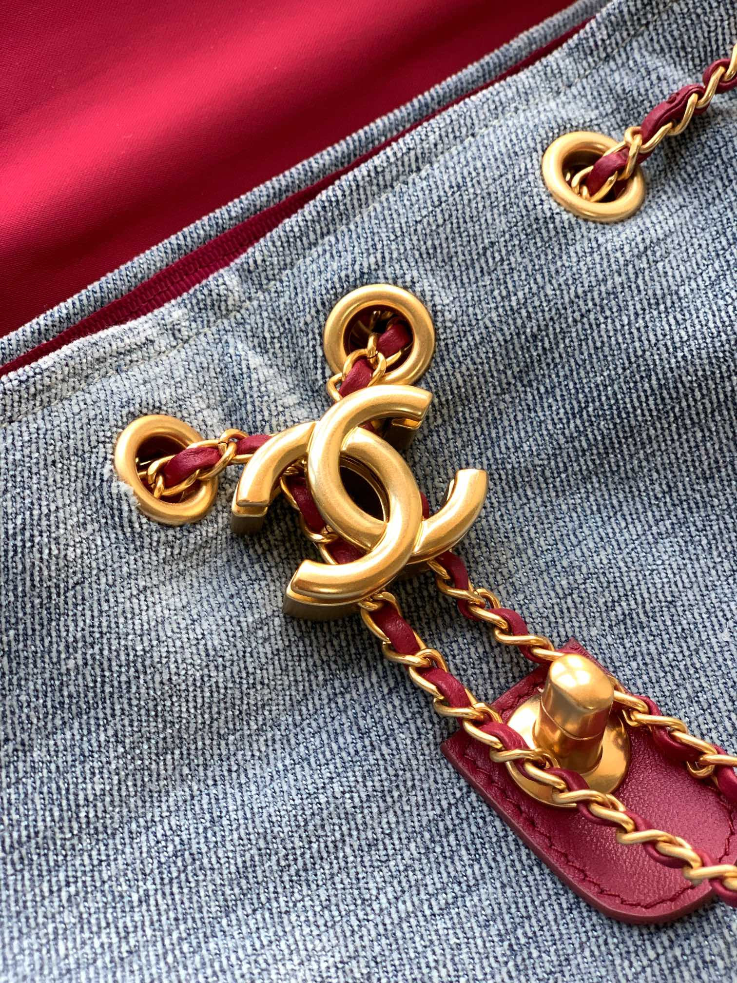 Ch**el Salzburg Backpack 29x29x12cm