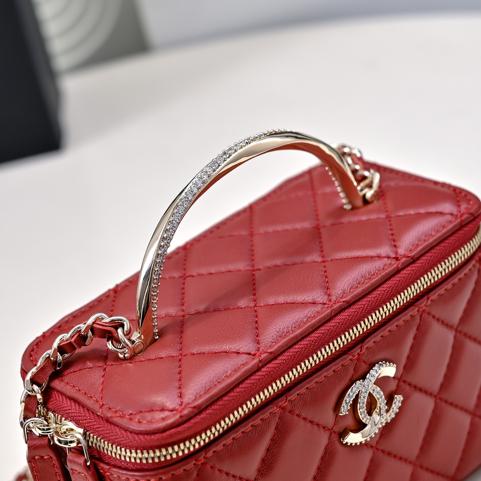 Ch**el Clutch With Chain 17cm