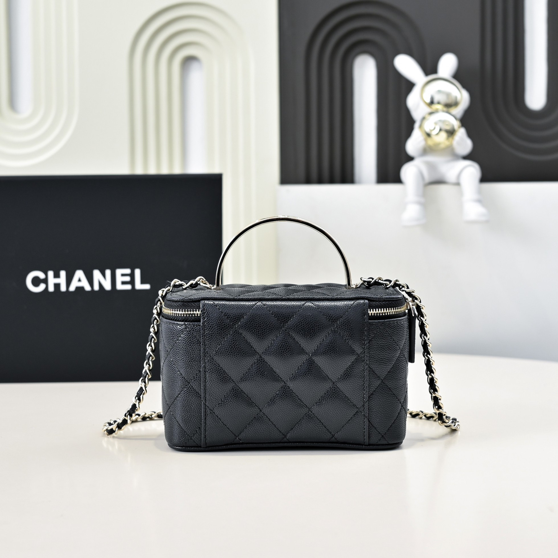 Ch**el Clutch With Chain 10x16x8cm