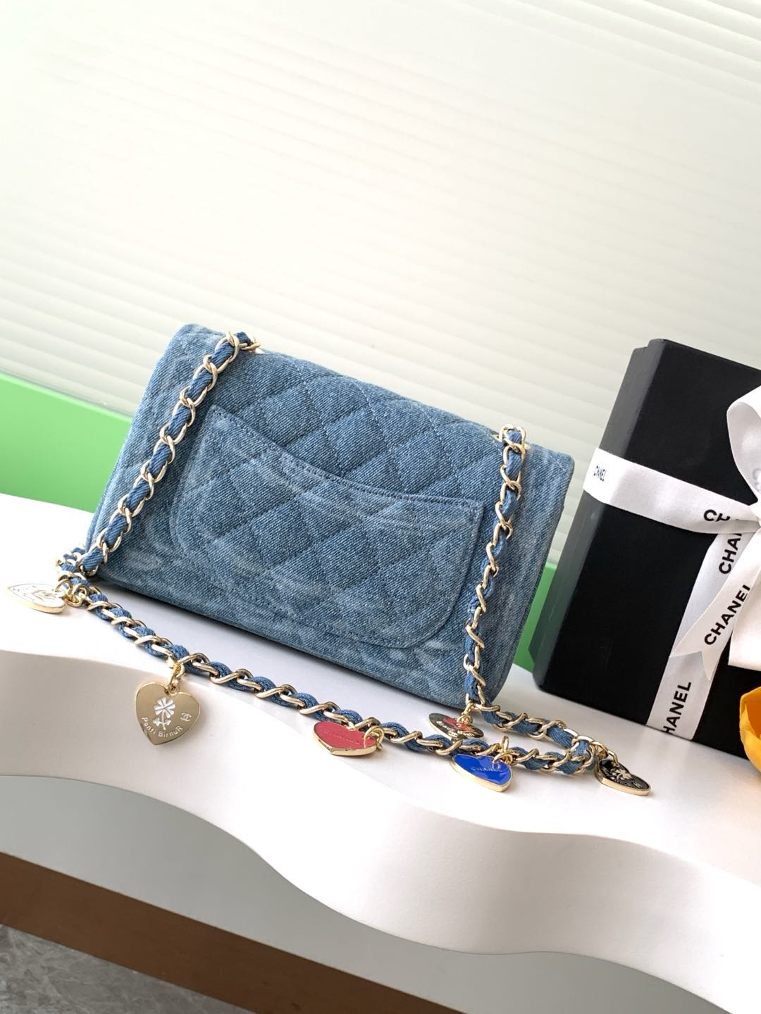 Ch**el Mini CF vintage 20cm