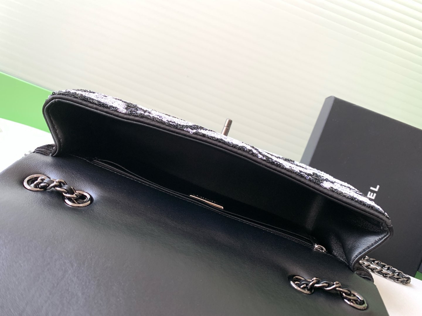 Ch**el Flap Bag 15x25x7cm