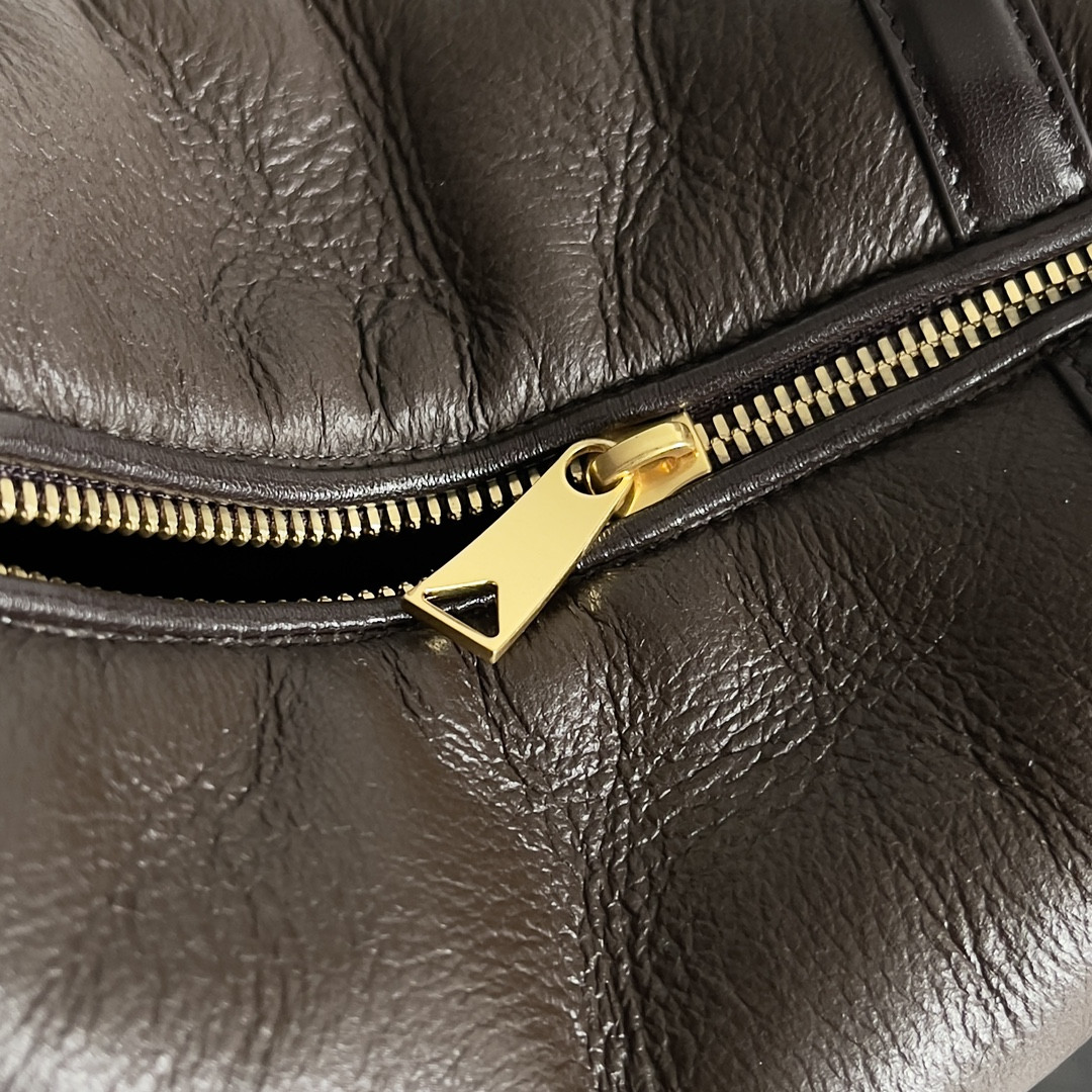 B0tt*ga Ven*ta Mini Wallace 20x13x9.5cm