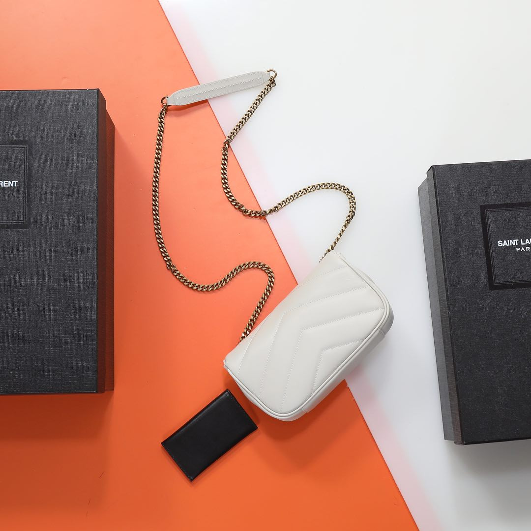 Y51 LOULOU MINI in lambskin 20X12X5cm