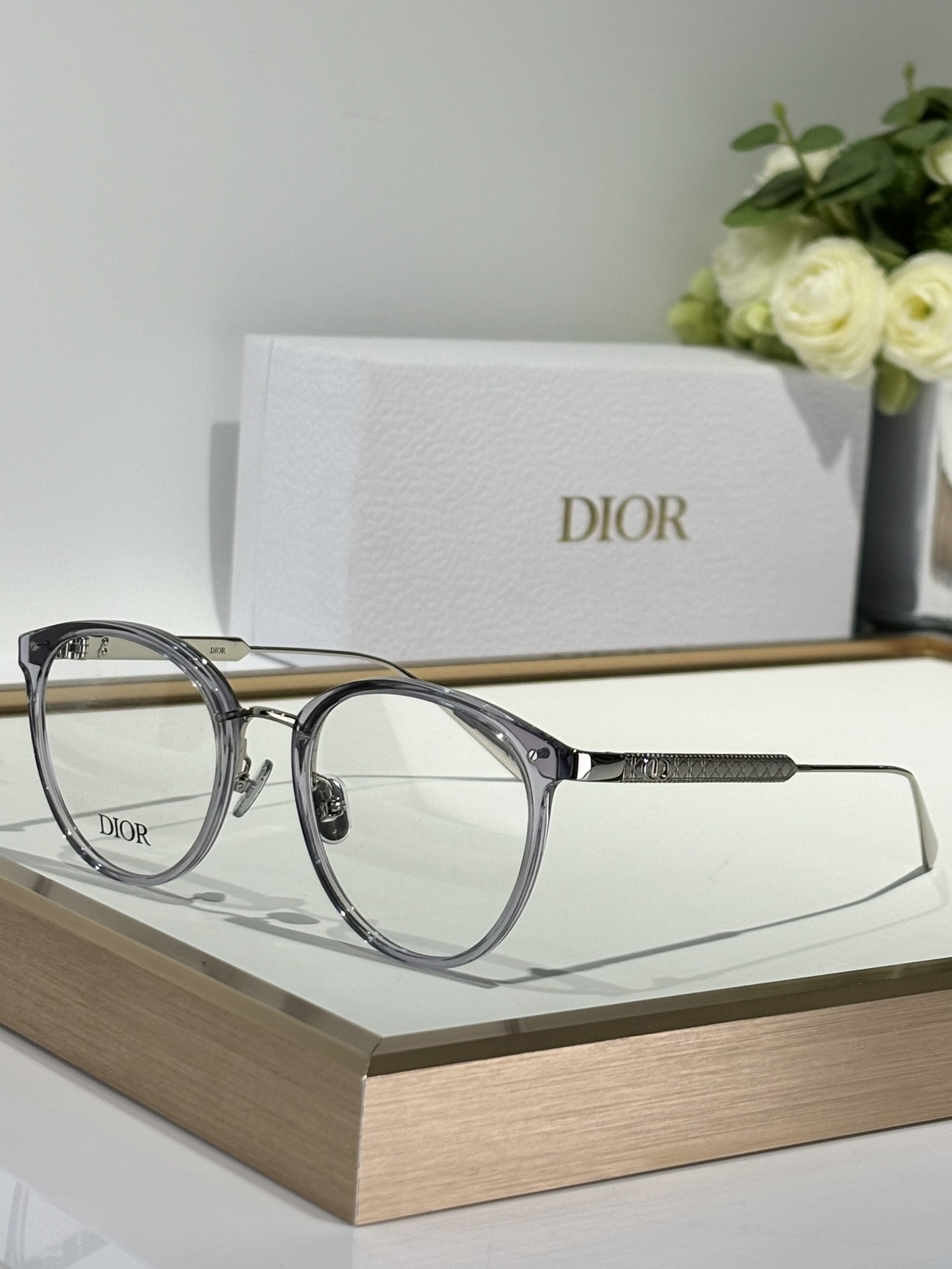 D10r Glasses Mini CD A6L 51-20-145