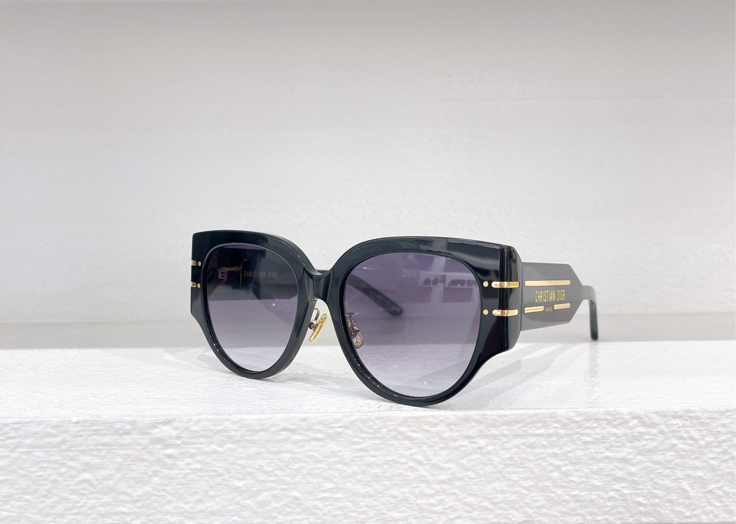 D10r Glasses Signature  R2F 55-18-140