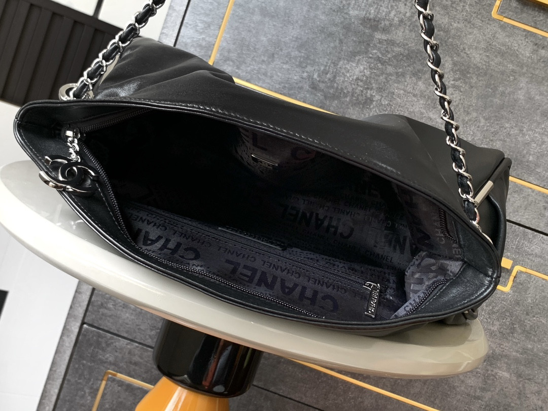 Ch**el OHANEL hobo bag 40x30x15cm