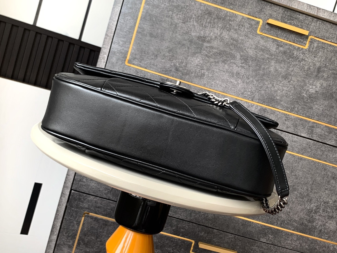 Ch**el Crossbody Bag 26x34x7.5cm