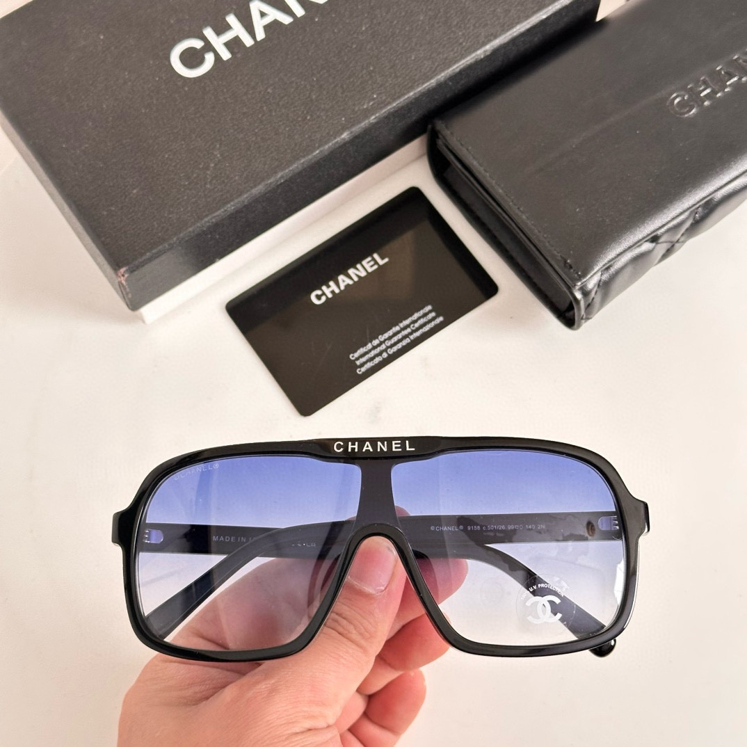 Ch**el Glasses CH9158