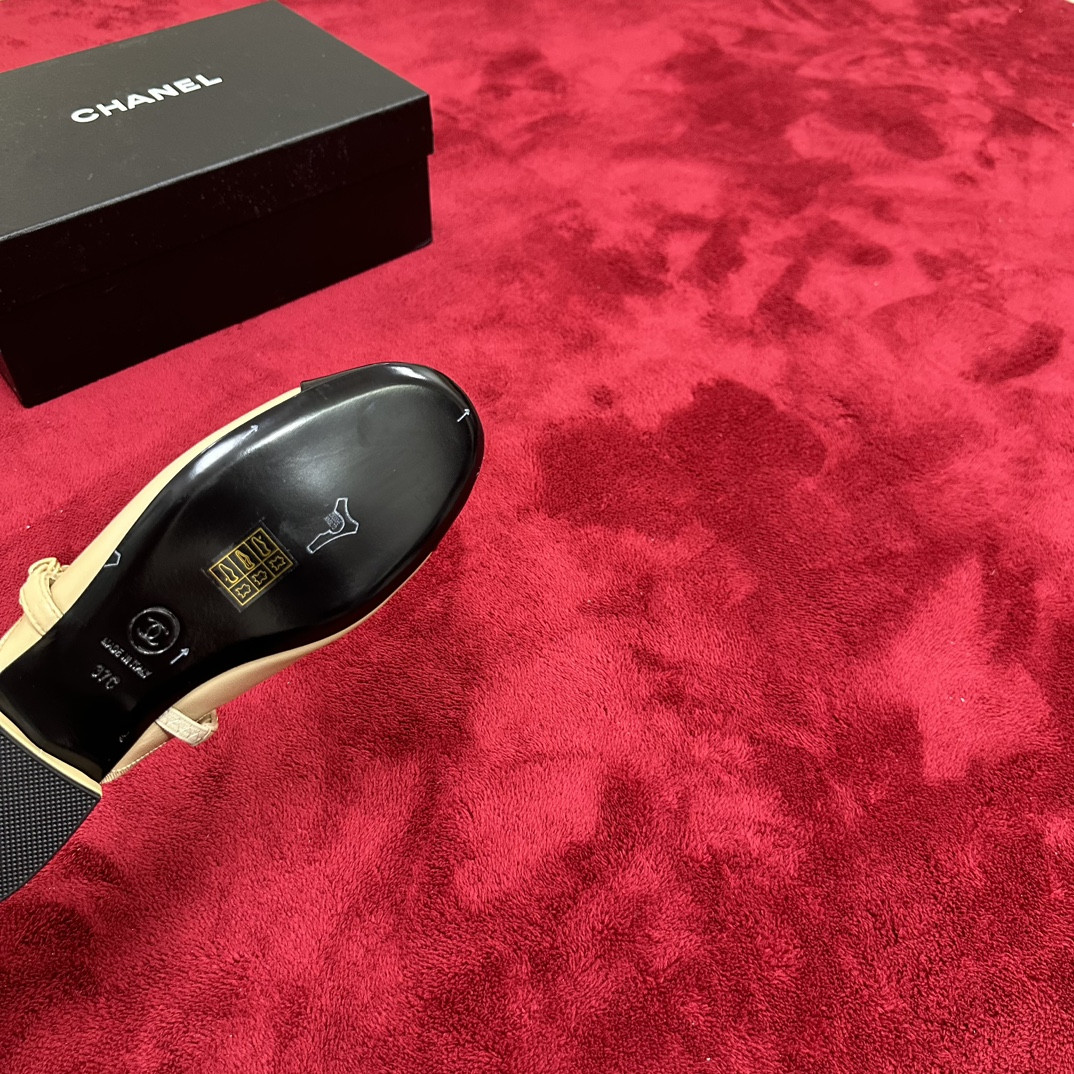 UA Ch**el Princess Shoes