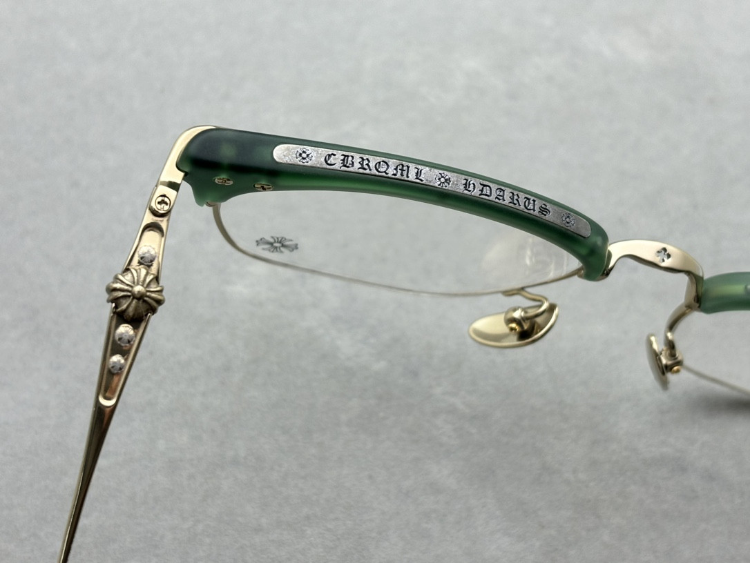 Ch*0me He**ts Glasses MDOLVIGP 52-20-145