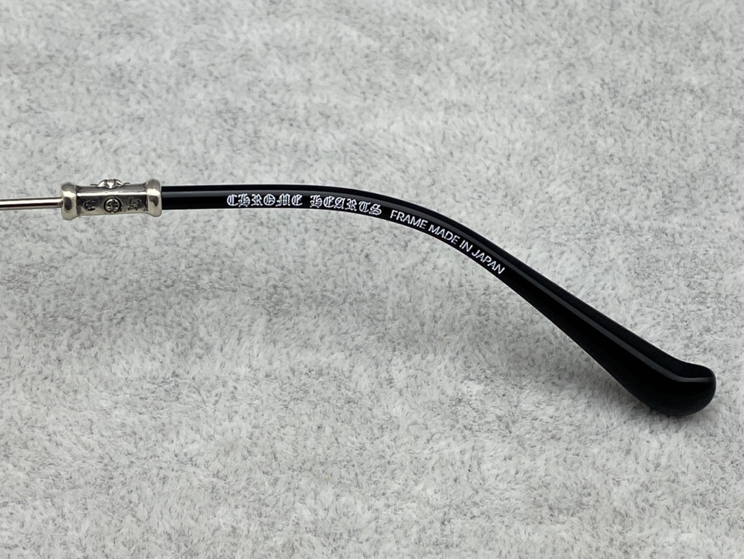 Ch*0me He**ts Glasses SSP 49-22-145