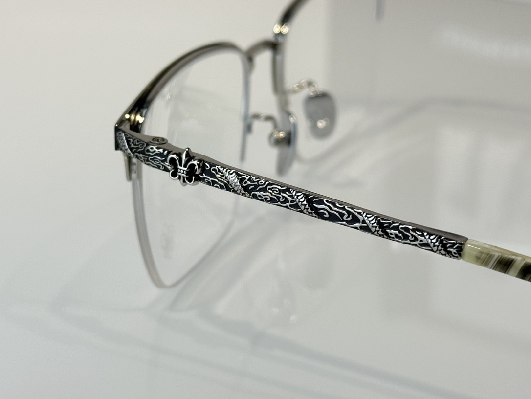 Ch*0me He**ts Glasses CH8258 53-17-148