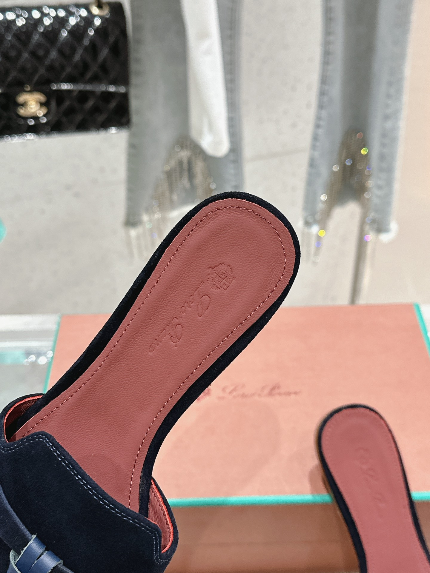 UA L0r0 P1ana Summer Charms Sandal