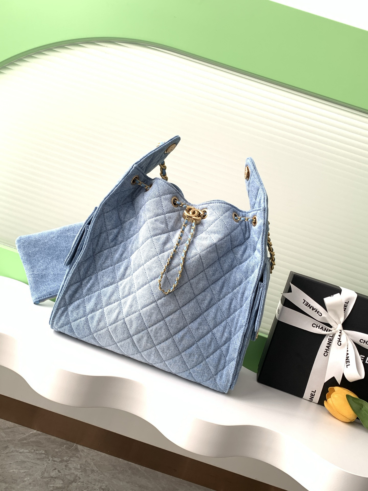 Ch**el 25C Bucket Hobo Bag AS5231 40x30x15cm